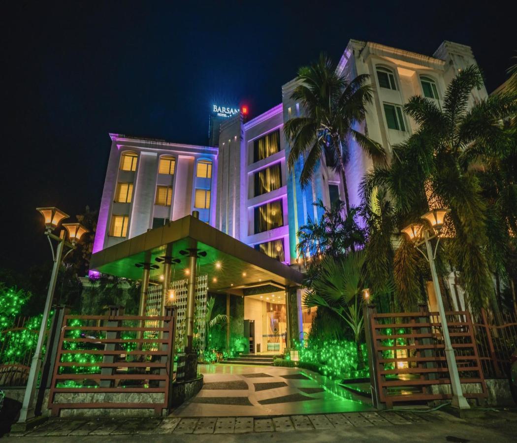 Barsana Hotel & Resort Siliguri Zewnętrze zdjęcie