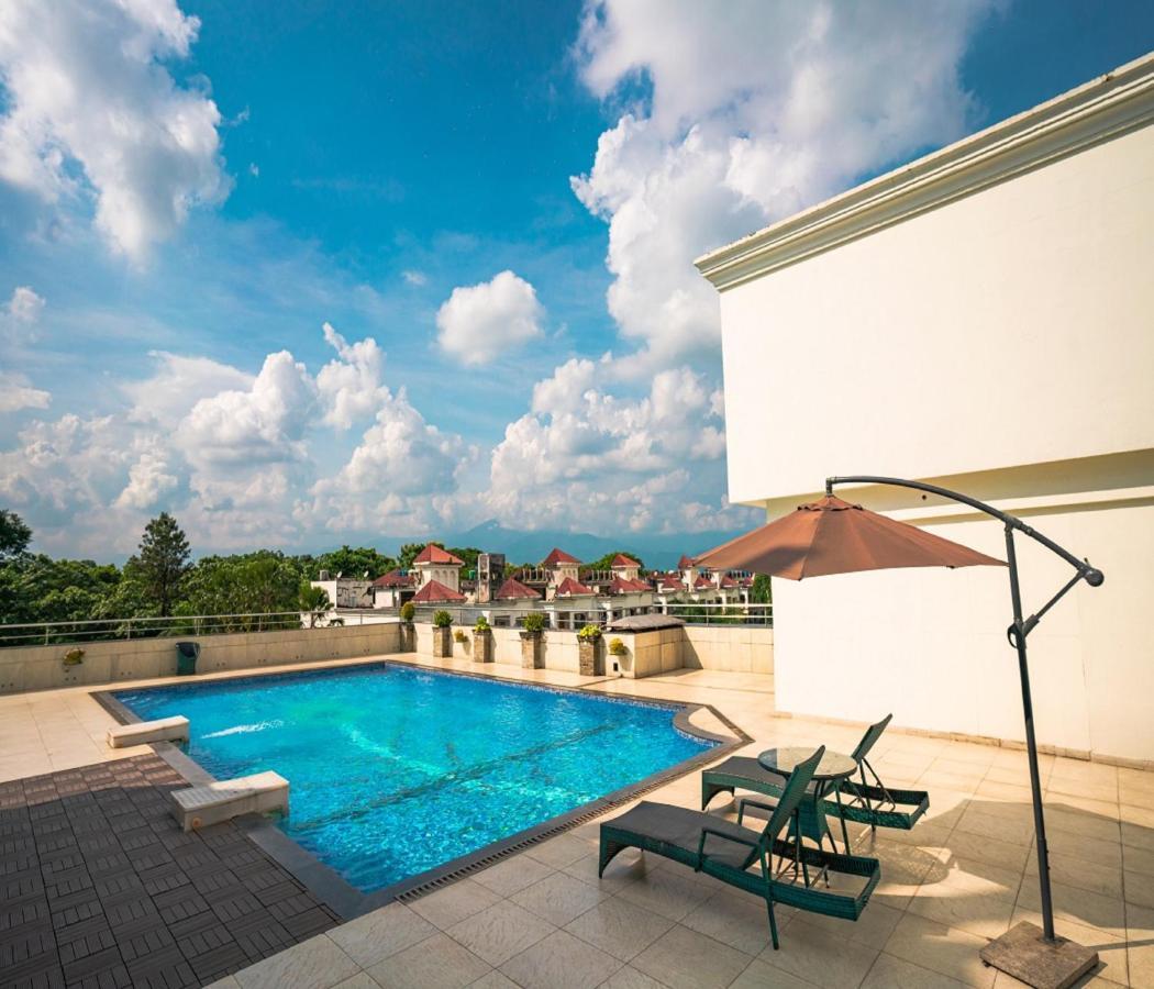 Barsana Hotel & Resort Siliguri Zewnętrze zdjęcie