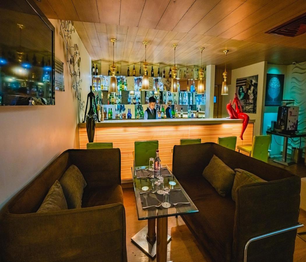 Barsana Hotel & Resort Siliguri Zewnętrze zdjęcie