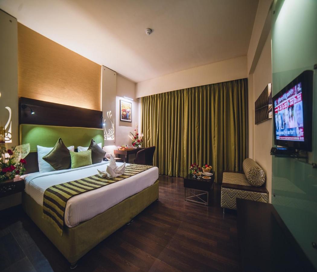 Barsana Hotel & Resort Siliguri Zewnętrze zdjęcie