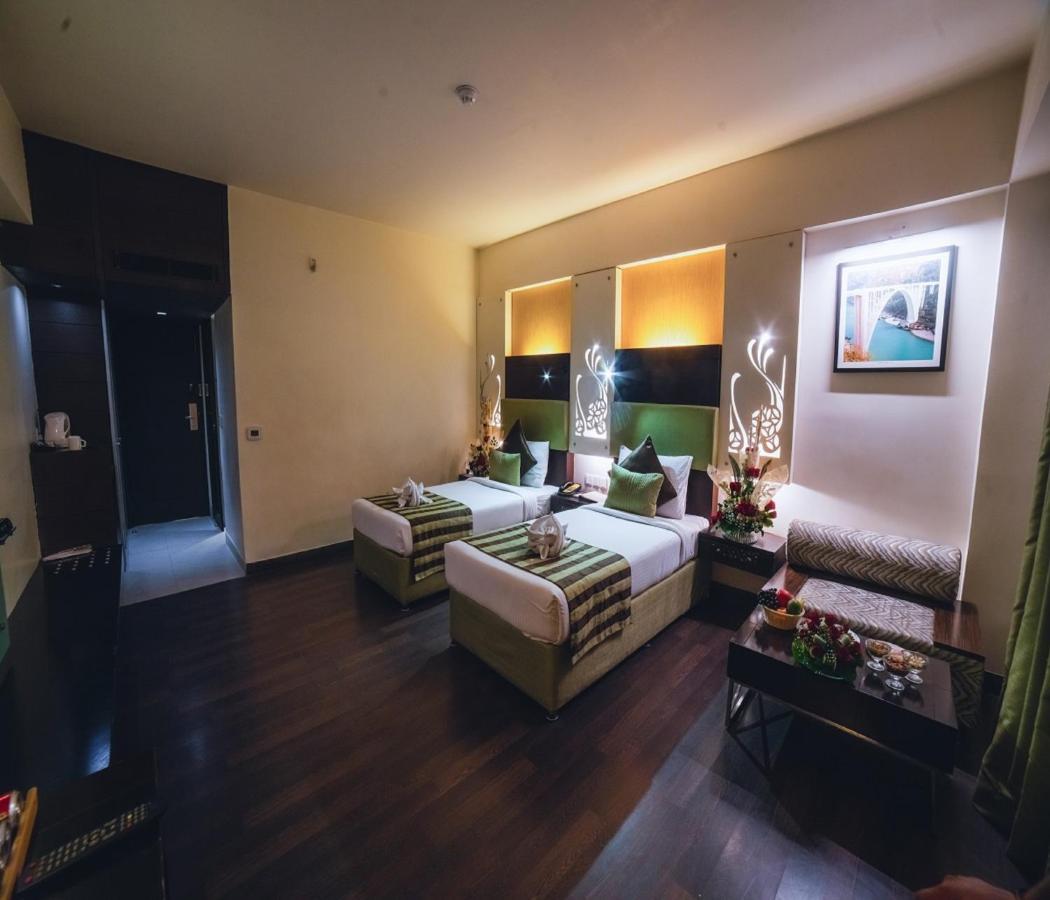 Barsana Hotel & Resort Siliguri Zewnętrze zdjęcie