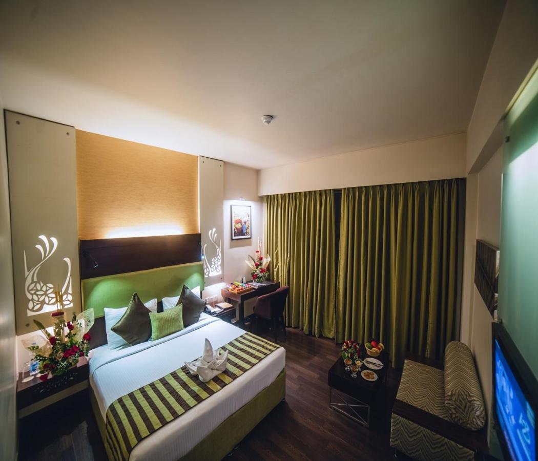 Barsana Hotel & Resort Siliguri Zewnętrze zdjęcie