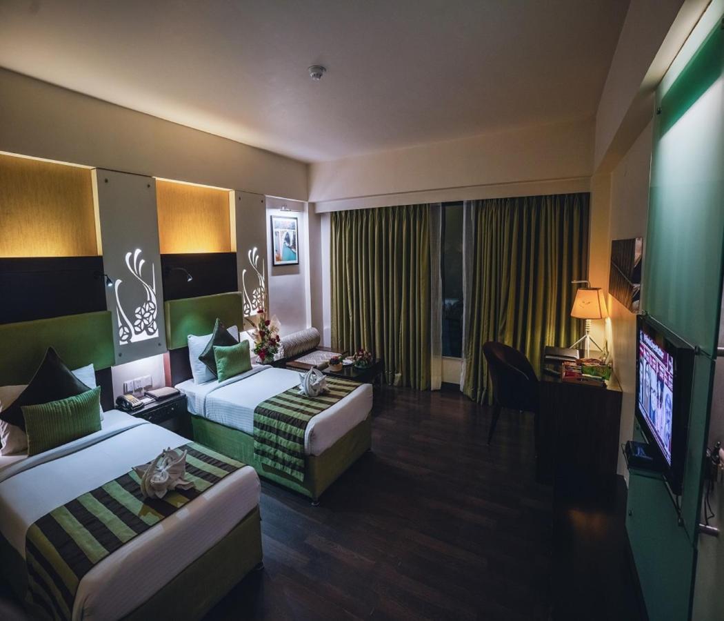 Barsana Hotel & Resort Siliguri Zewnętrze zdjęcie