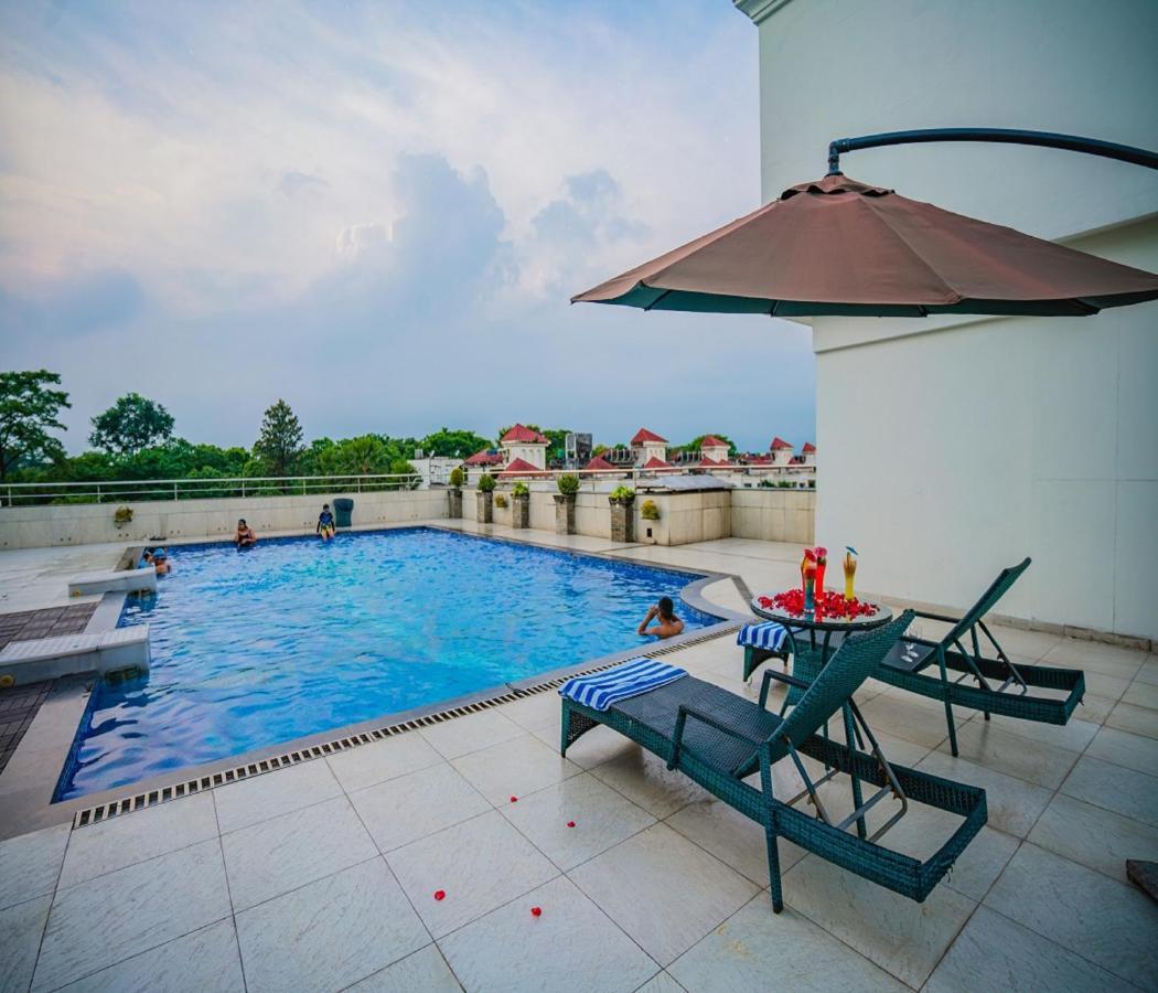 Barsana Hotel & Resort Siliguri Zewnętrze zdjęcie