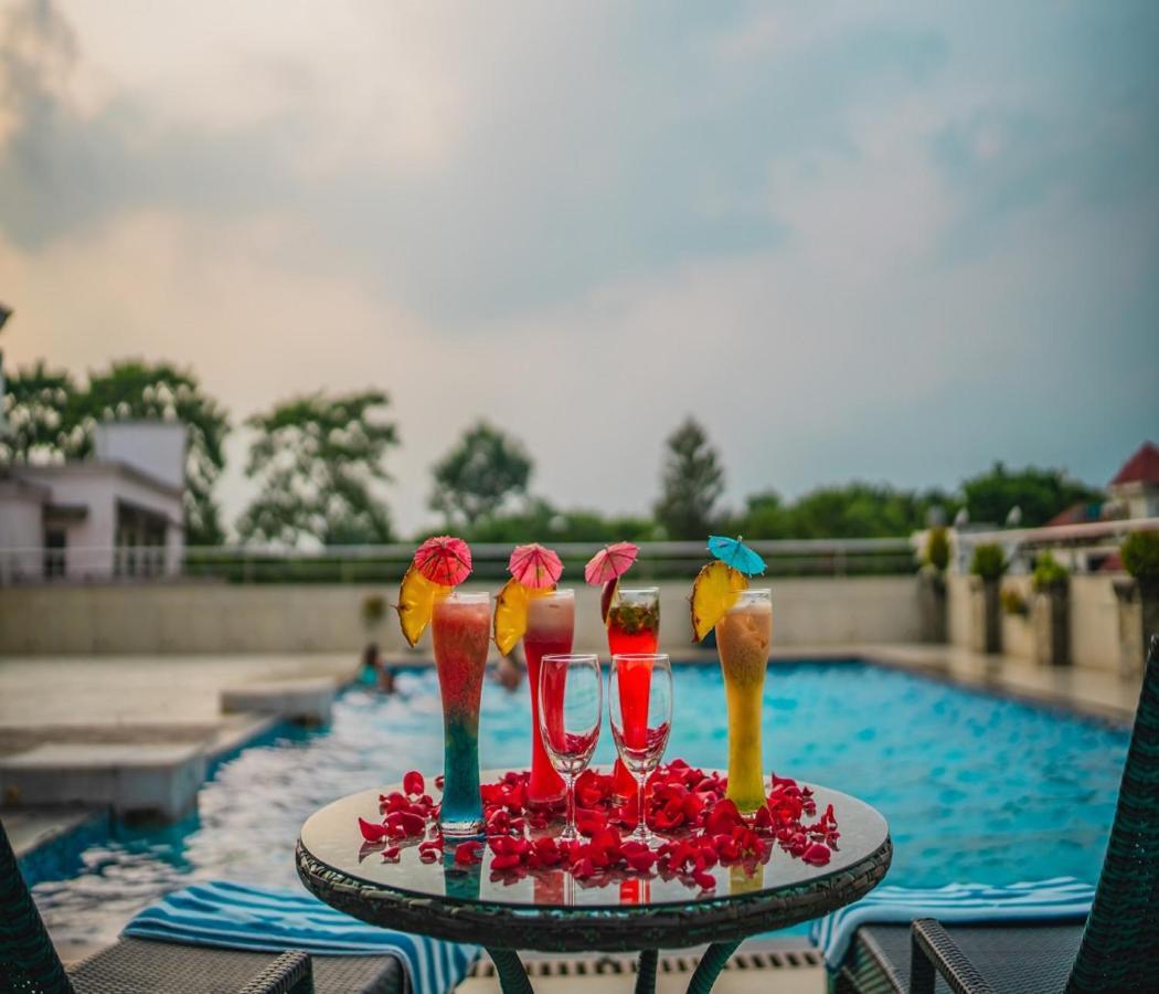 Barsana Hotel & Resort Siliguri Zewnętrze zdjęcie