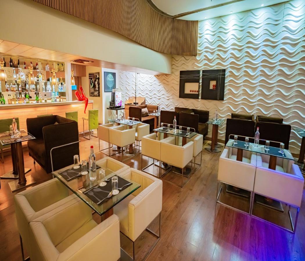 Barsana Hotel & Resort Siliguri Zewnętrze zdjęcie