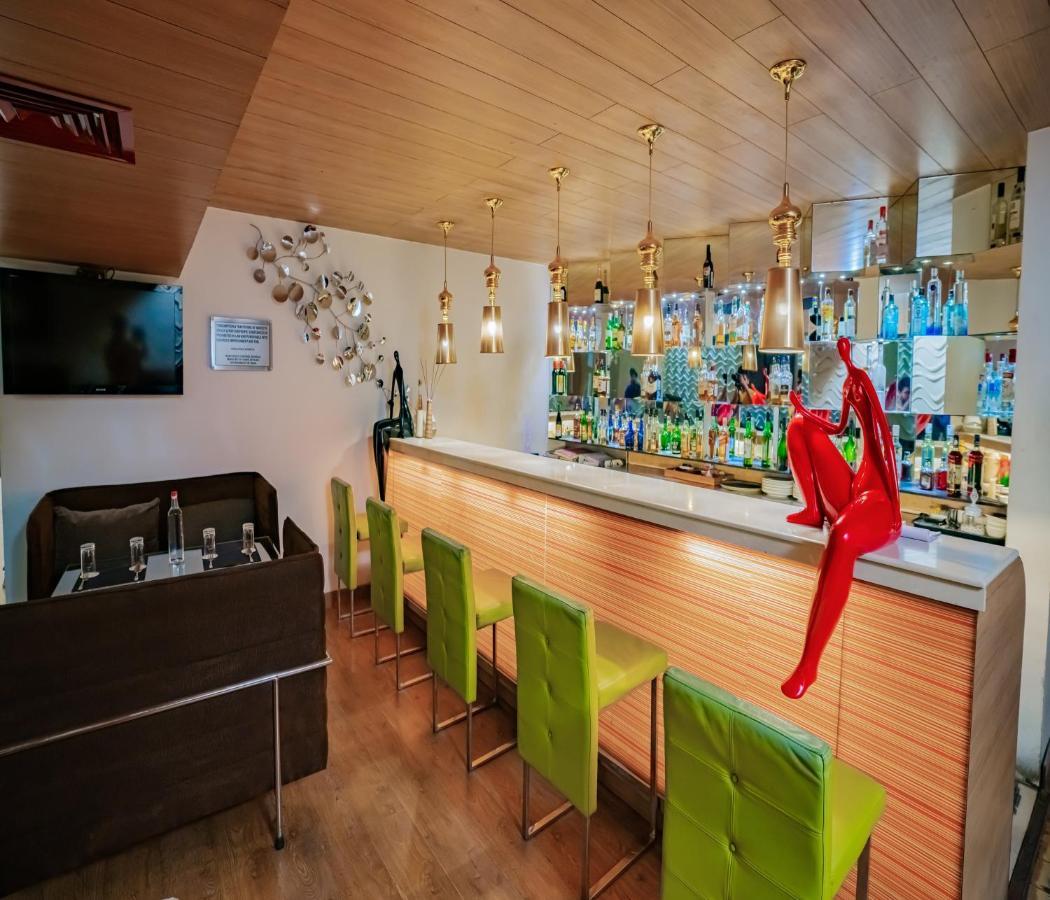 Barsana Hotel & Resort Siliguri Zewnętrze zdjęcie